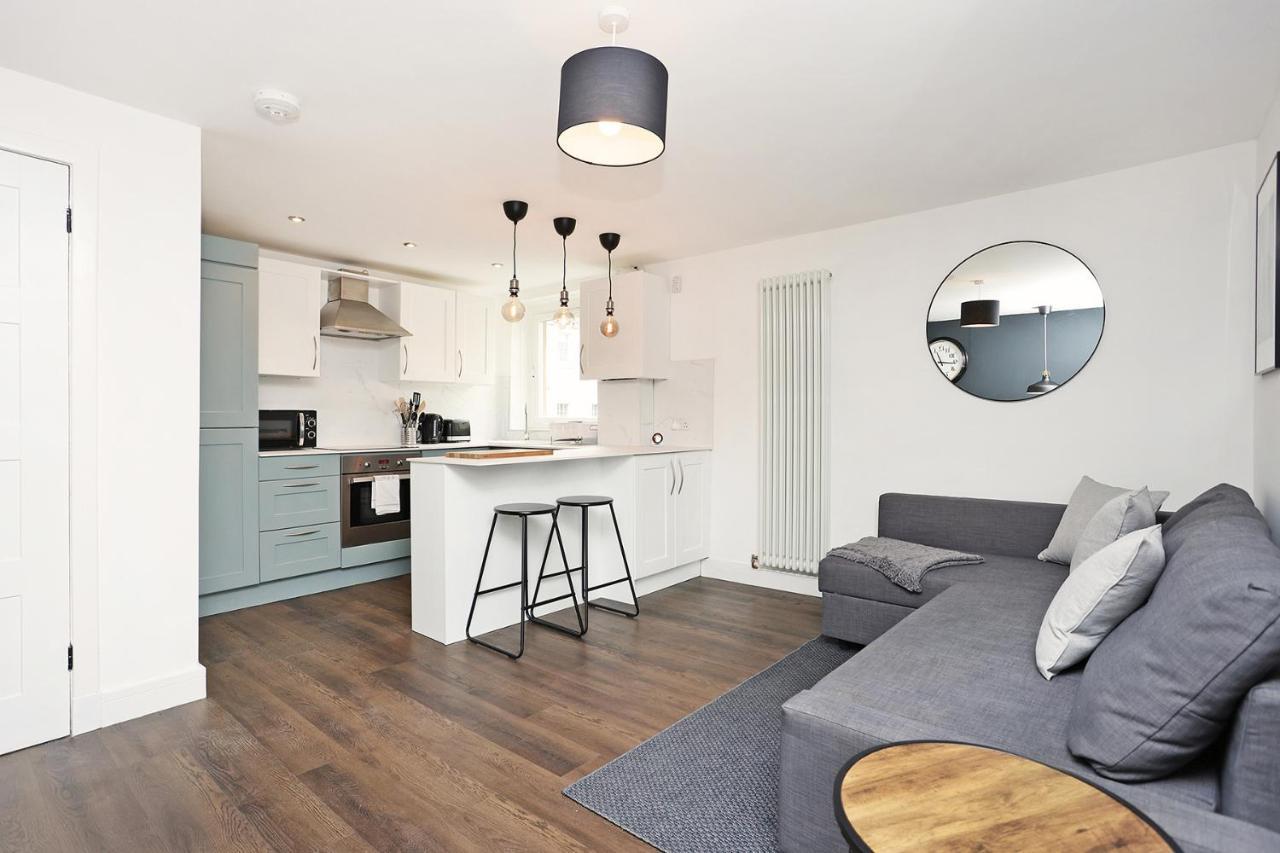 Joivy Contemporary Royal Mile Apartment With Balcony Единбург Екстер'єр фото